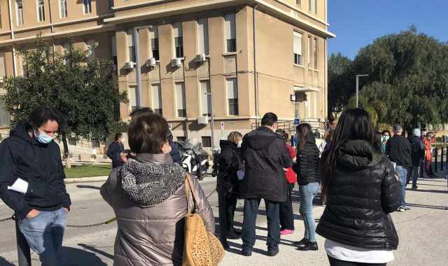 Bari, tutto il personale del Policlinico sottoposto al tampone per il Coronavirus